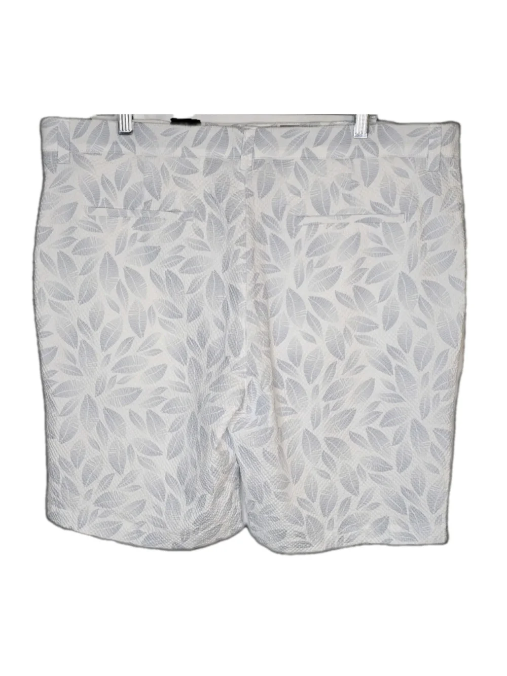 PGA Tour Men’s 38 Gray White Leaf Print Golf Shorts Textured Performance